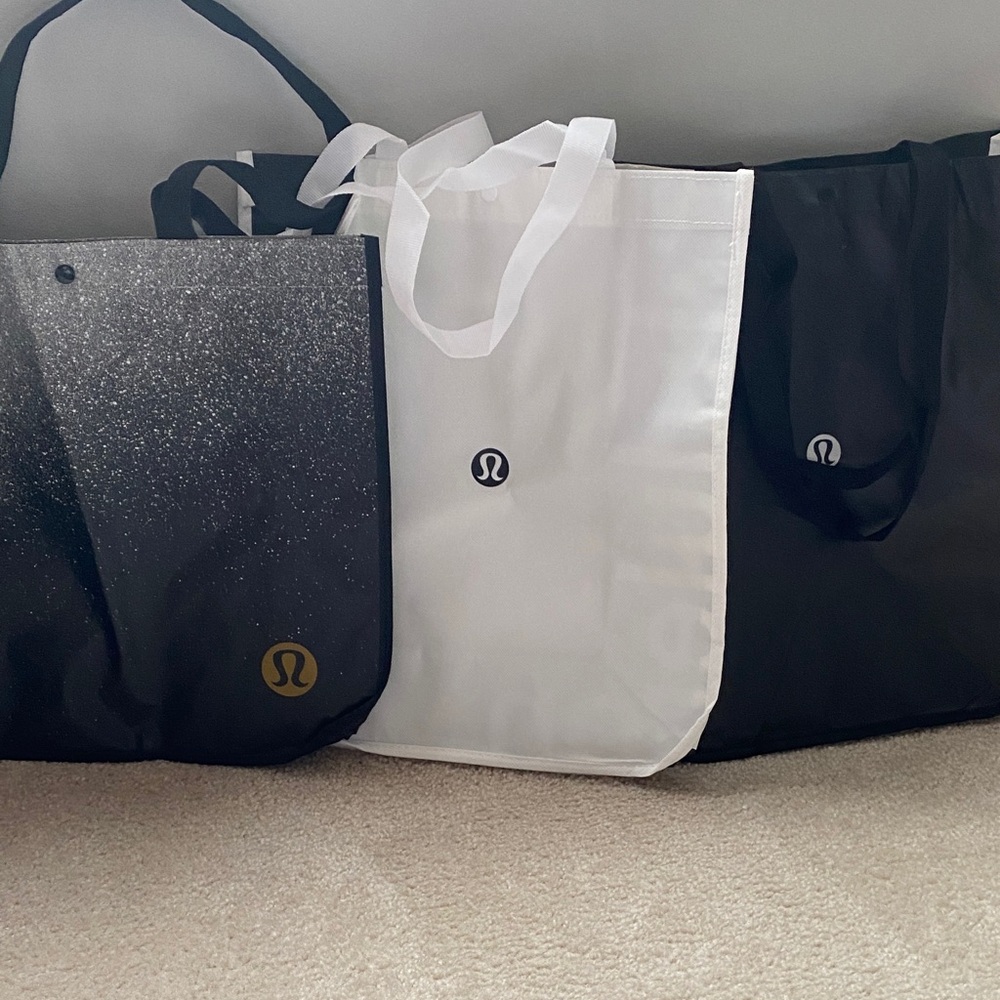 lululemon athletica Black, White, and Glitter Tote Trio
Large bags 3